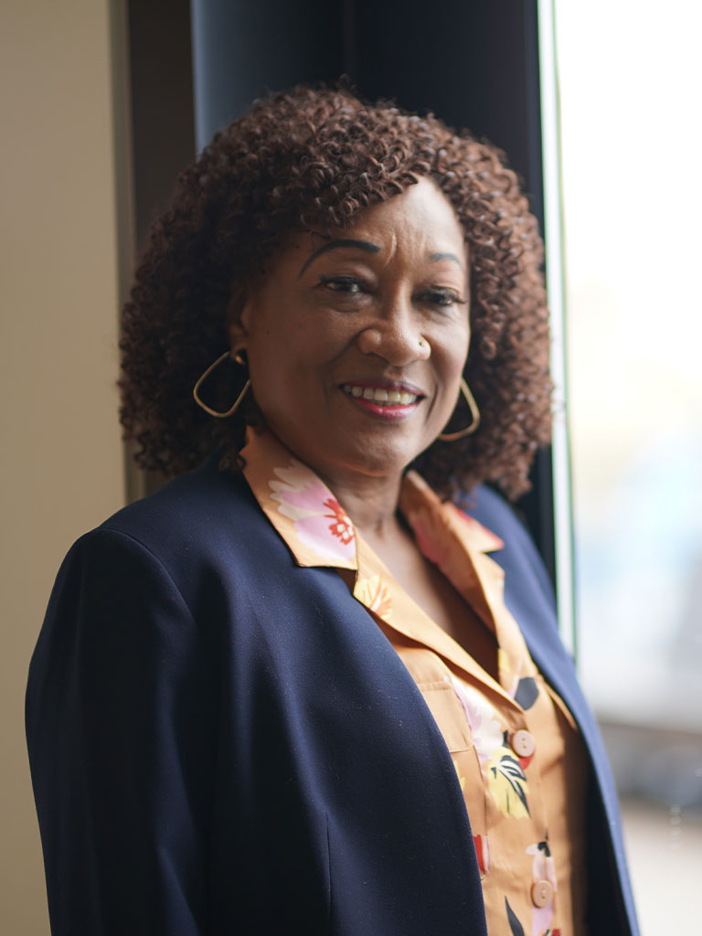 Dr. Lindsa McIntyre Photo
